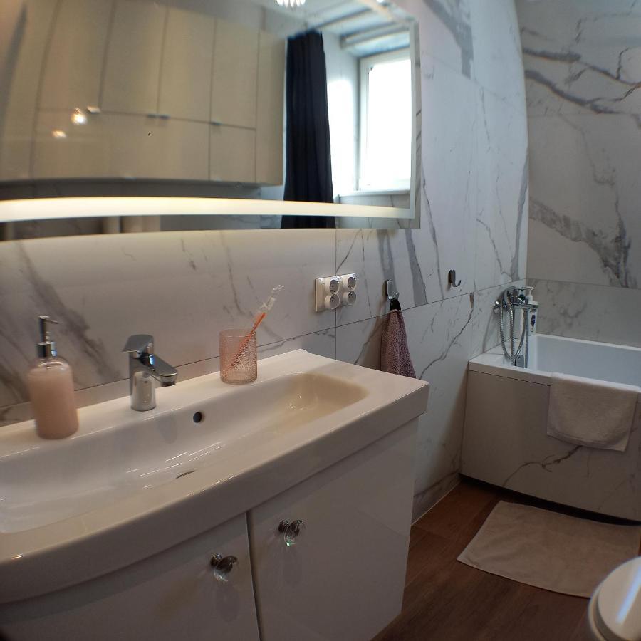 Apartament Prowansalski Z Miejscem Parkingowym Gdańsk Buitenkant foto
